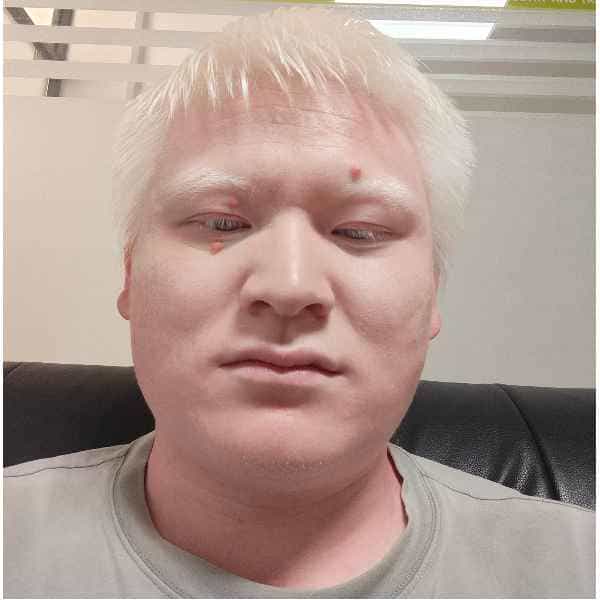 30岁岁安徽单身帅哥 - 白城吉缘网
