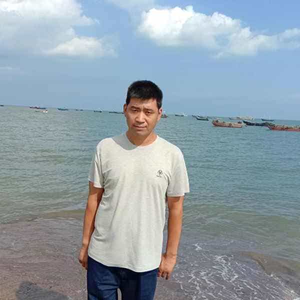 44岁岁辽宁单身帅哥 - 白城吉缘网