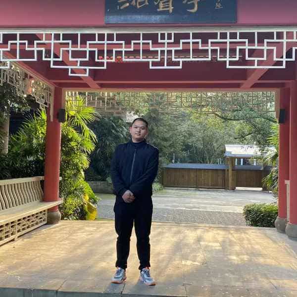 31岁岁重庆单身帅哥 - 白城吉缘网